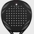 Sticker de icono en una pala de pádel negra, 24 × 23 mm